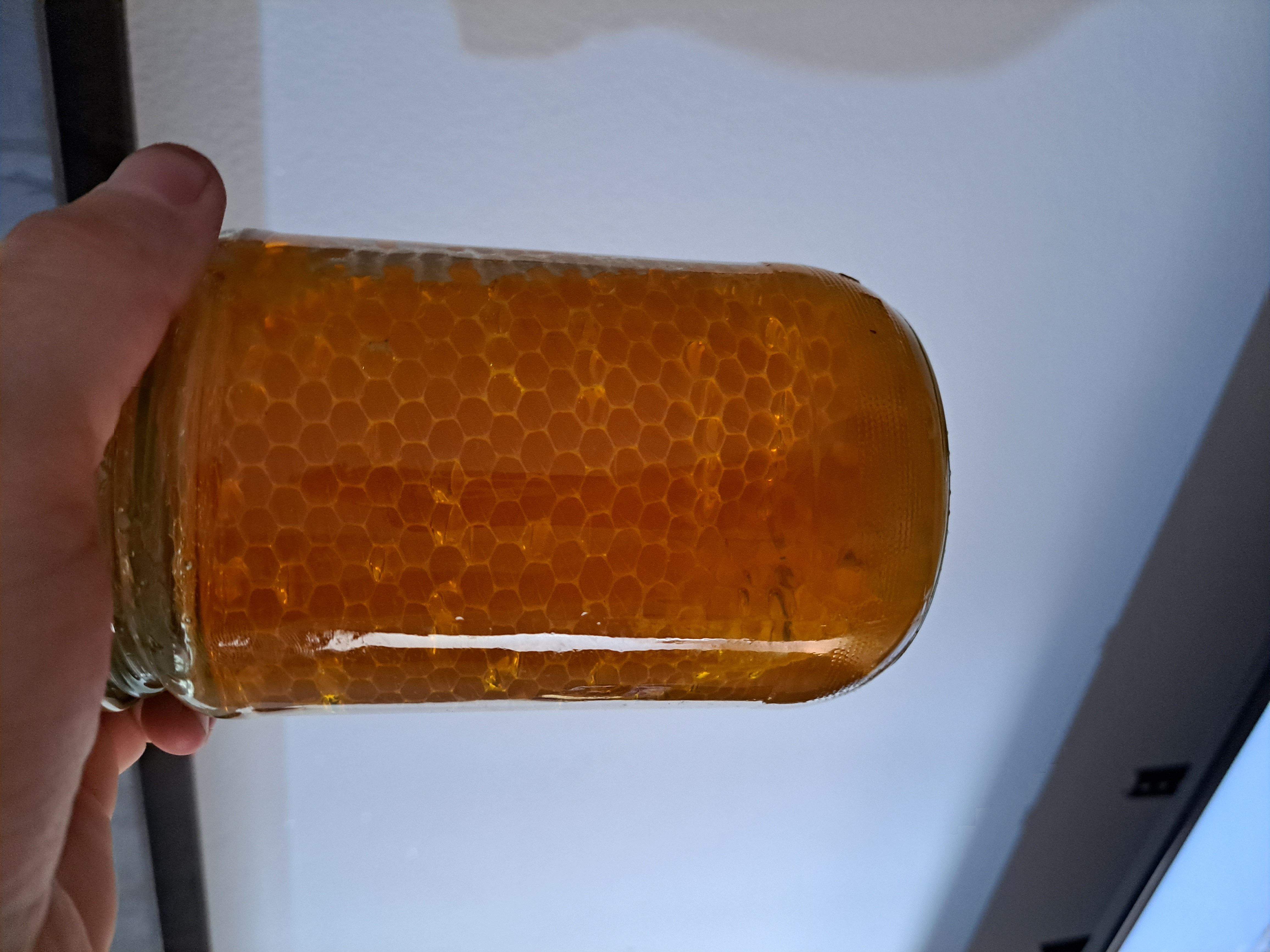 Ливадки мед